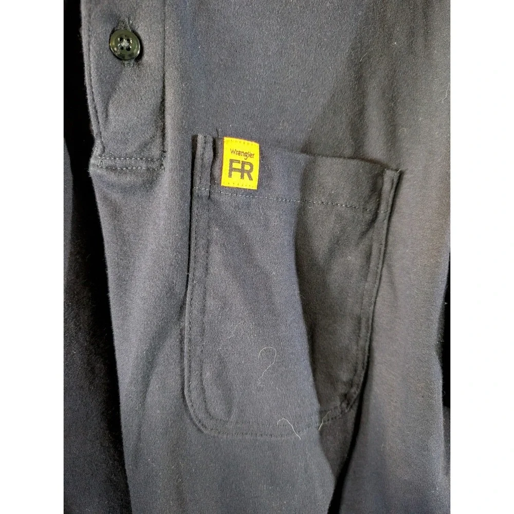 Wrangler Flame Resistant Long Sleeve Workwear Navy Blue Henley Oversized Mens‎ M